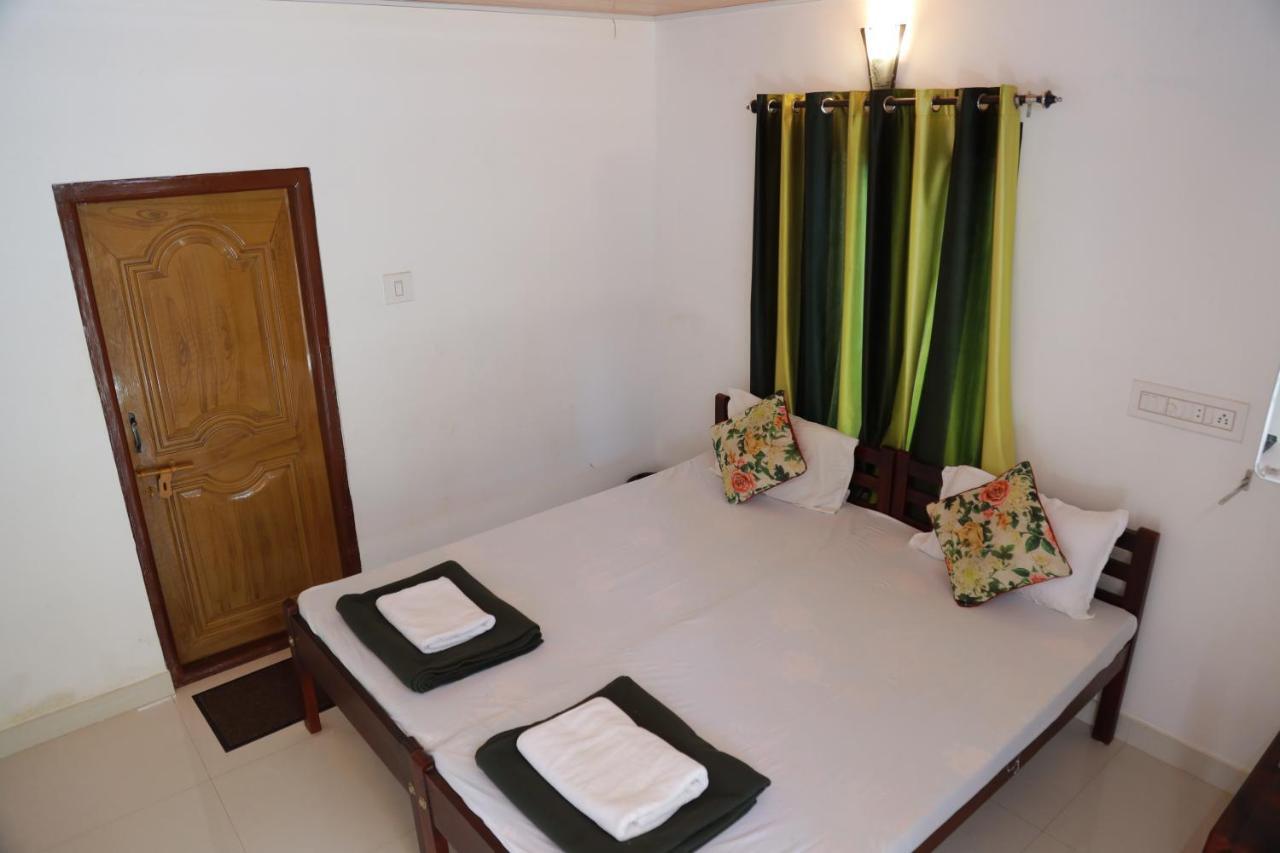 Baywatch Beach Resort Alappuzha Ngoại thất bức ảnh